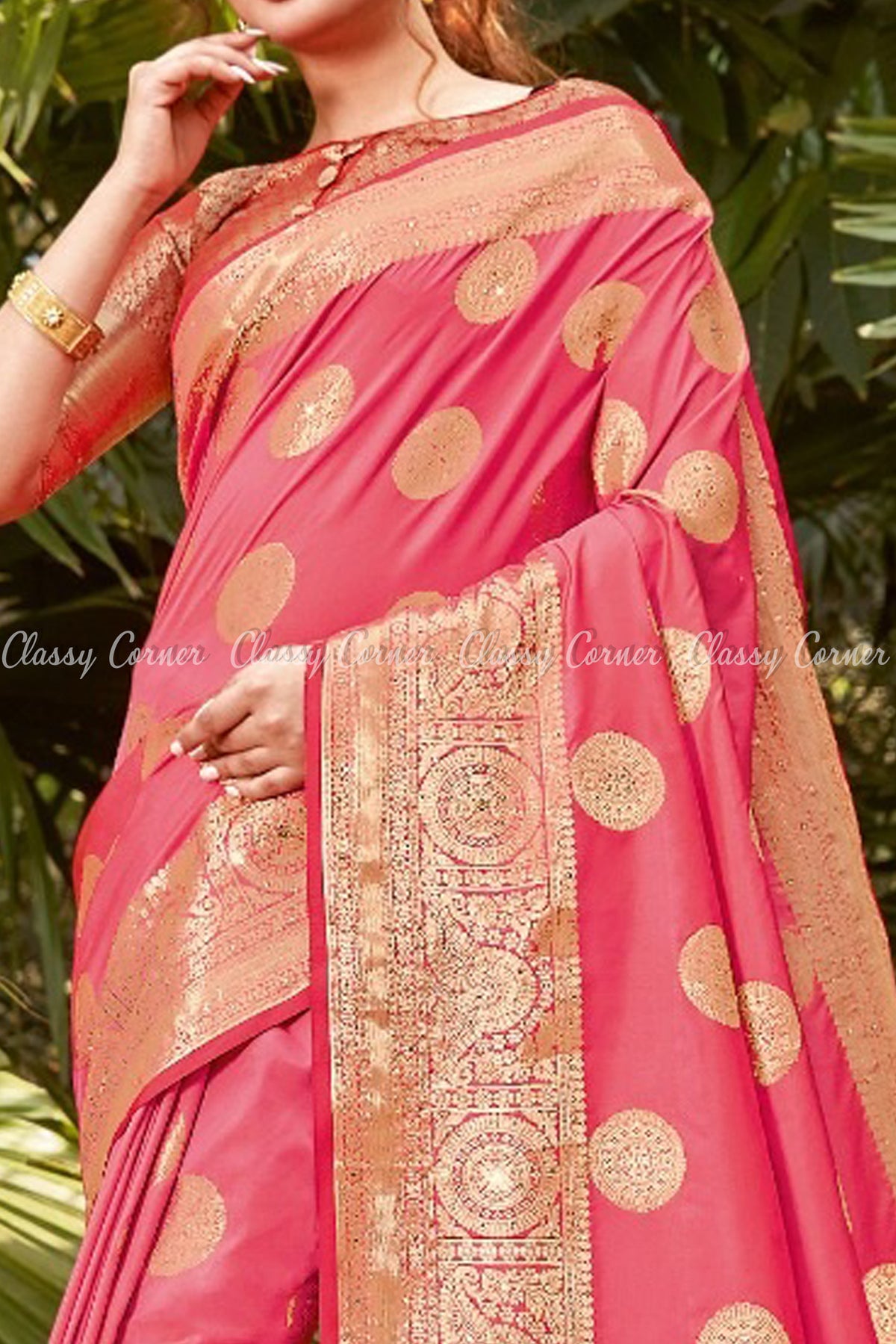 Gorgeous Pink Achal and Body Silk Saree - Classy Corner