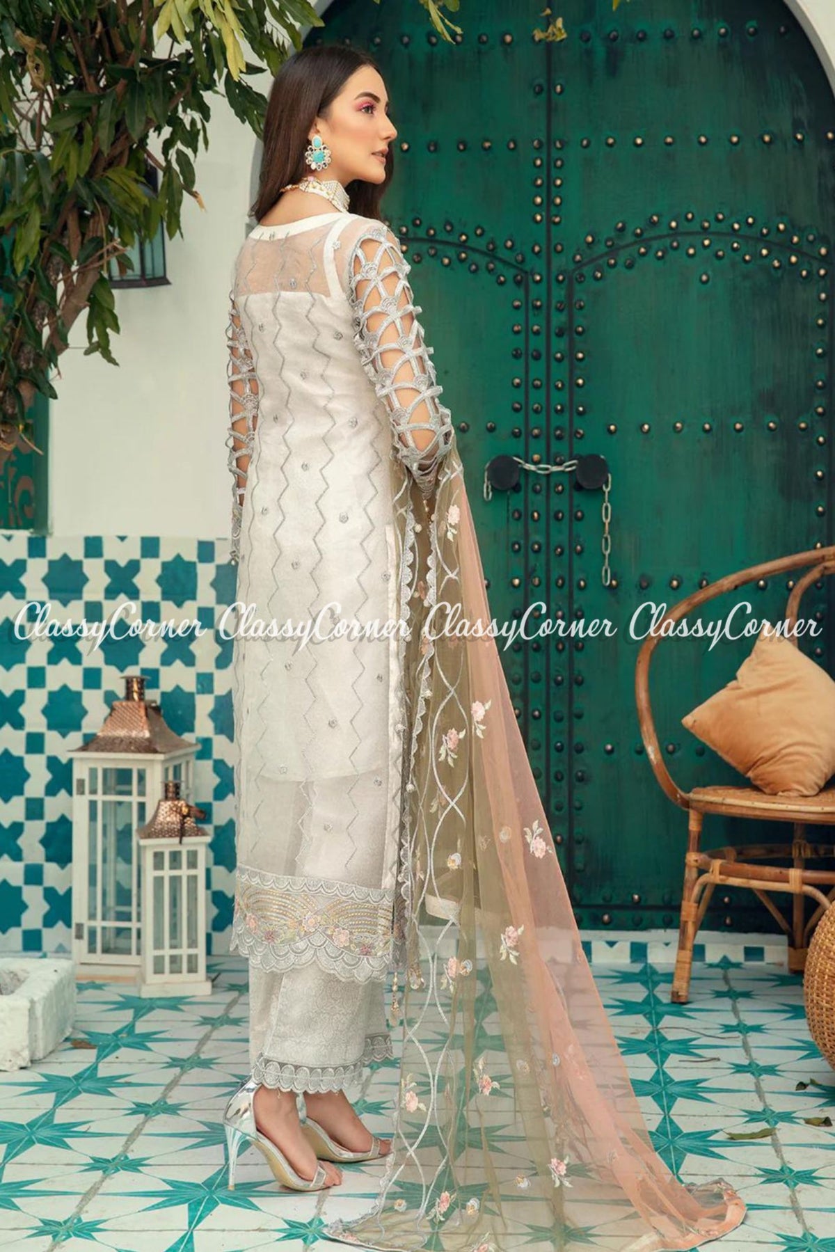 White Peach Organza Pakistani Salwar Kameez